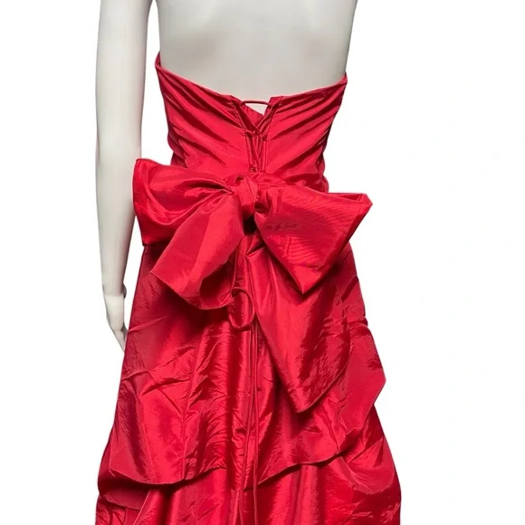 Pacific Plex - Women’s Elegant Red Strapless Prom Dress Sz. Large - Picture 4 of 7